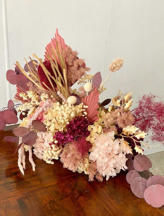 Christmas Table Cloud: Dried Florals